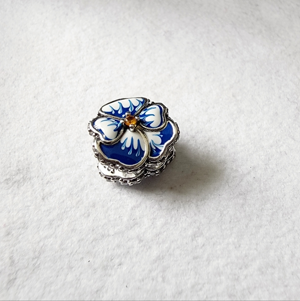 New Pandora Blue Pansy Flower Charm bead for jewelry bracelet - Picture 2 of 5